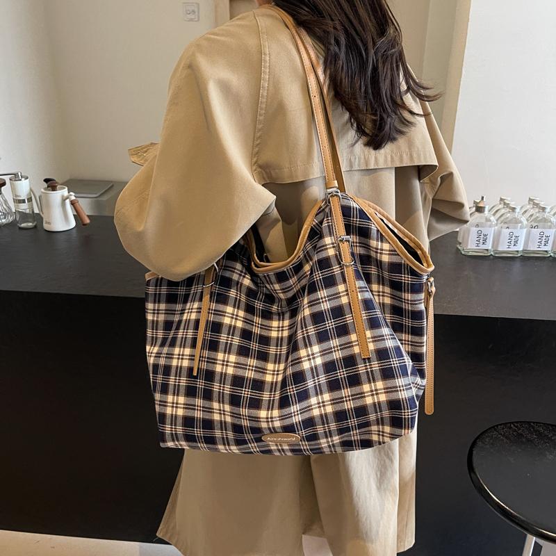 Клетчатая сумка-тоут большой емкости женская сумка через плечо сумка через подмышку — фото 13