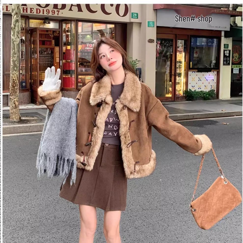 Women's Retro Suede Fur-Trim Horn Buckle Jacket - 2025 Autumn/Winter Collection