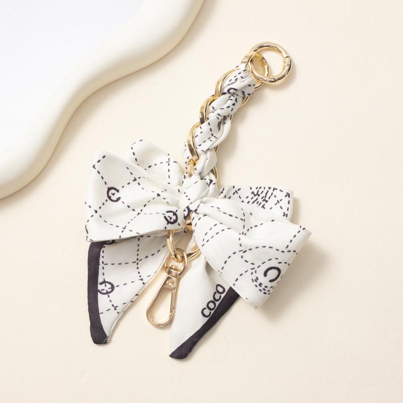 Gold Chain Butterfly Bag Strap Extension: Stylish High-Grade Replacement for Women's Bags