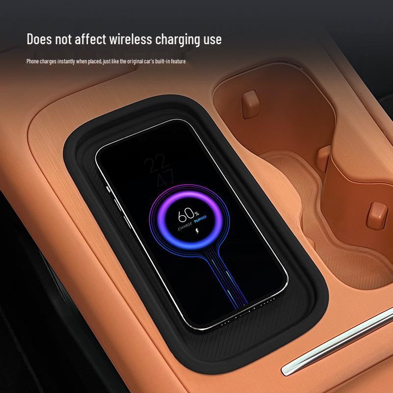 Leaper C10 Wireless Charging Anti-Slip Silicone Pad for Car Interior Protection & Decoration
