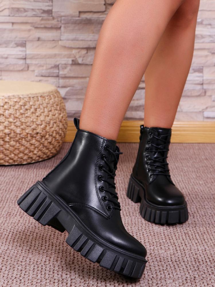 

Winter New Comfortable and Warm Casual Snow Boots Fashionable Thick Sole Shallow Mouth Plus Size Walking Boots for Women 36