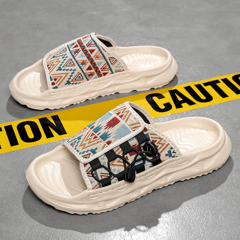 

Slippers men s high-end hospitality summer 2025 new beach wear ruffian handsome sandals slippers 44 бежевый