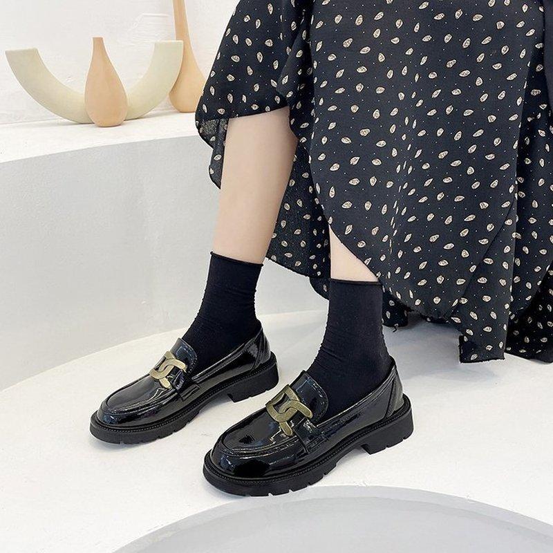 Scarpe in pelle piccola in stile britannico spesse con fibbia in metallo  Mocassini a punta rotonda Scarpe con tacco basso – acquista a prezzi  convenienti sul marketplace Joom