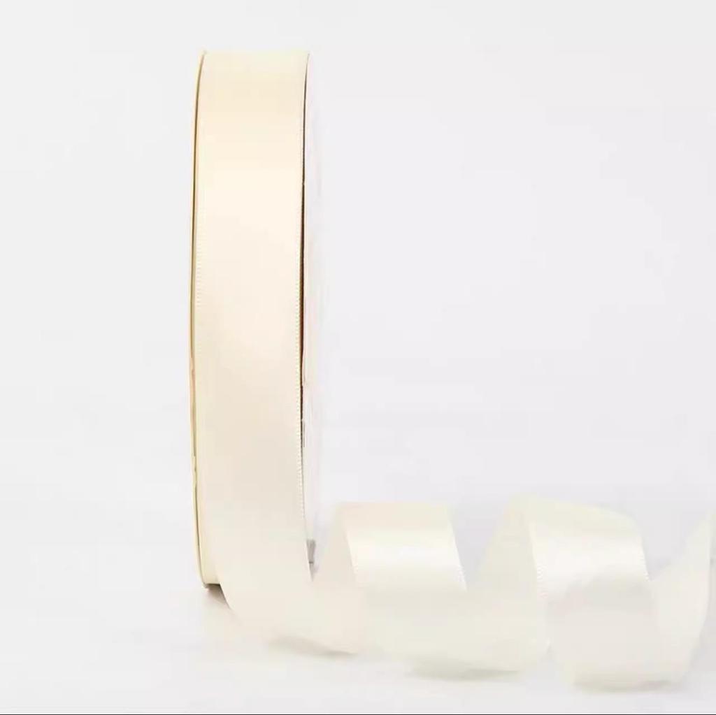 2.5cm High-Grade Solid Color Red Silk Ribbon for Gift, Bouquet, and Cake Box Packaging