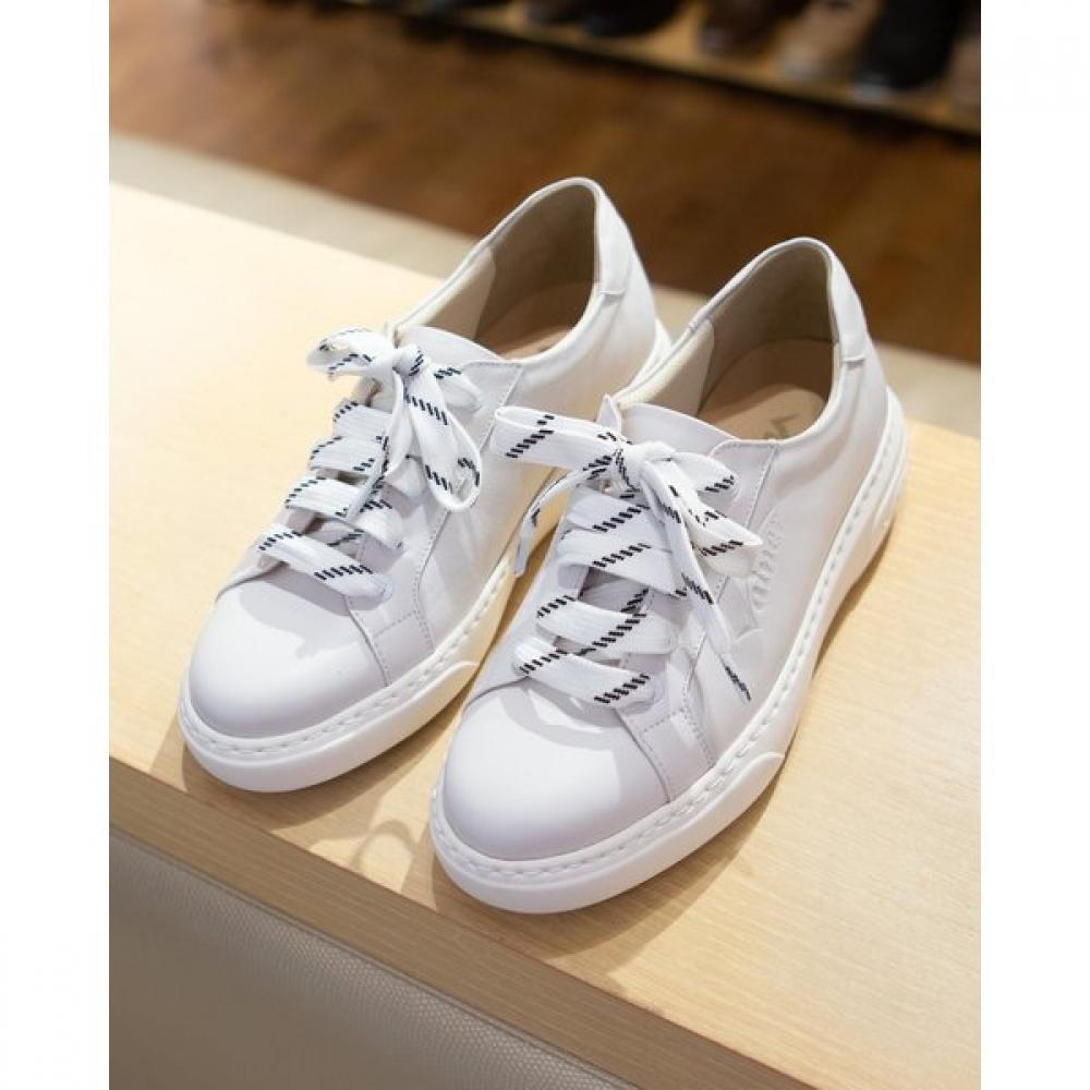 

Vainer Women S Comfort SneakerS White 304d 245