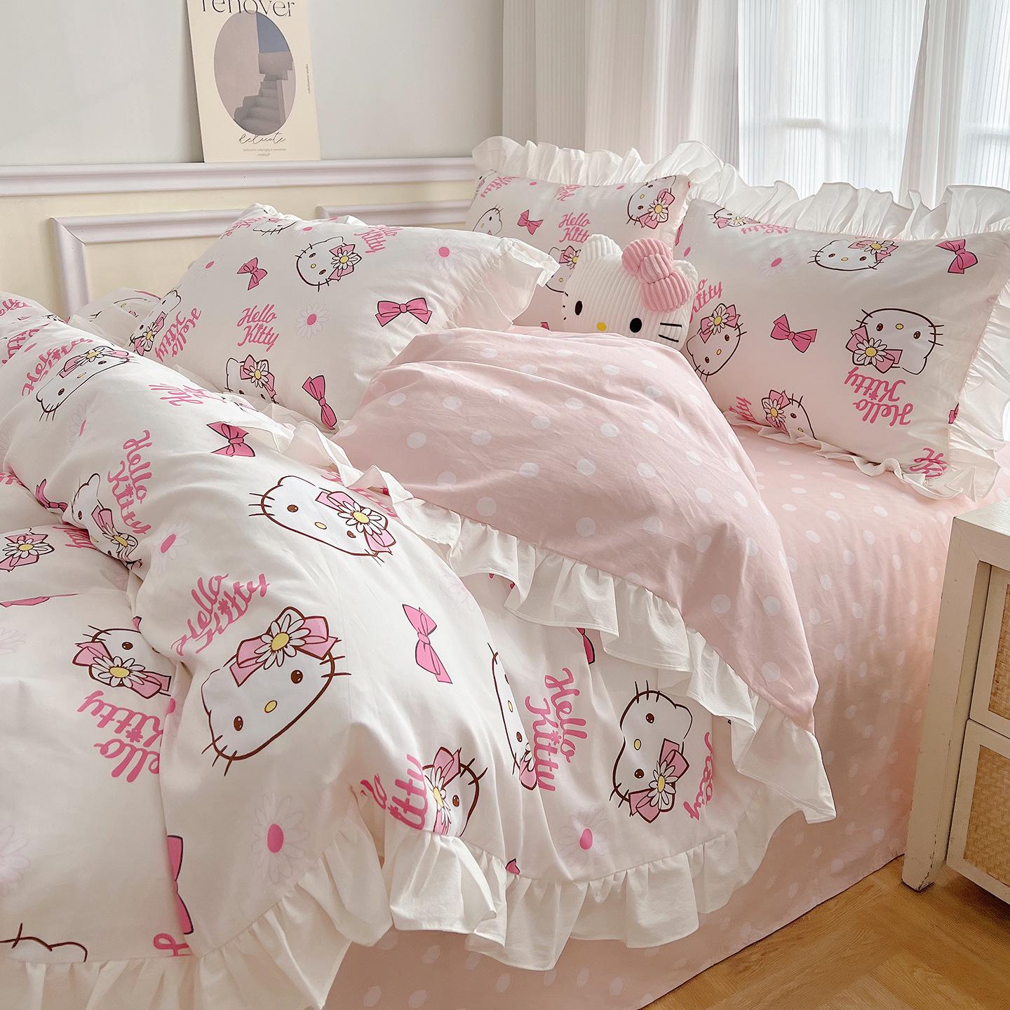 

Новий бавовняний комплект з ковдрою та спідницею для ліжка Hello Kitty Sanrio, 4 предмети, з комплектом постільної білизни з 3 предметів Pillowcase Single