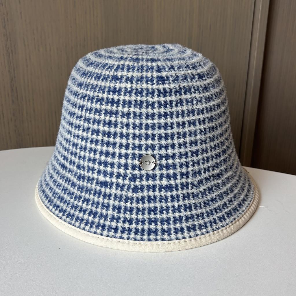 Retro plaid bucket hat women's autumn and winter plain face covering versatile basin hat big head circumference showing face small bucket hat