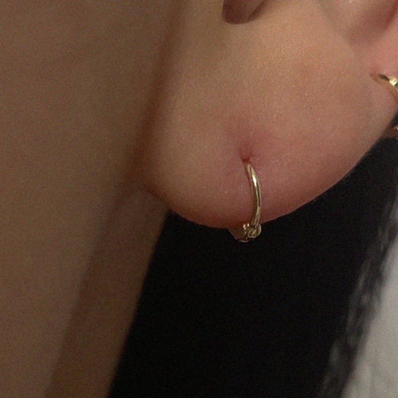 

MARQUEMENT 14K Ultra Mini Single One-Touch Earrings rose gold