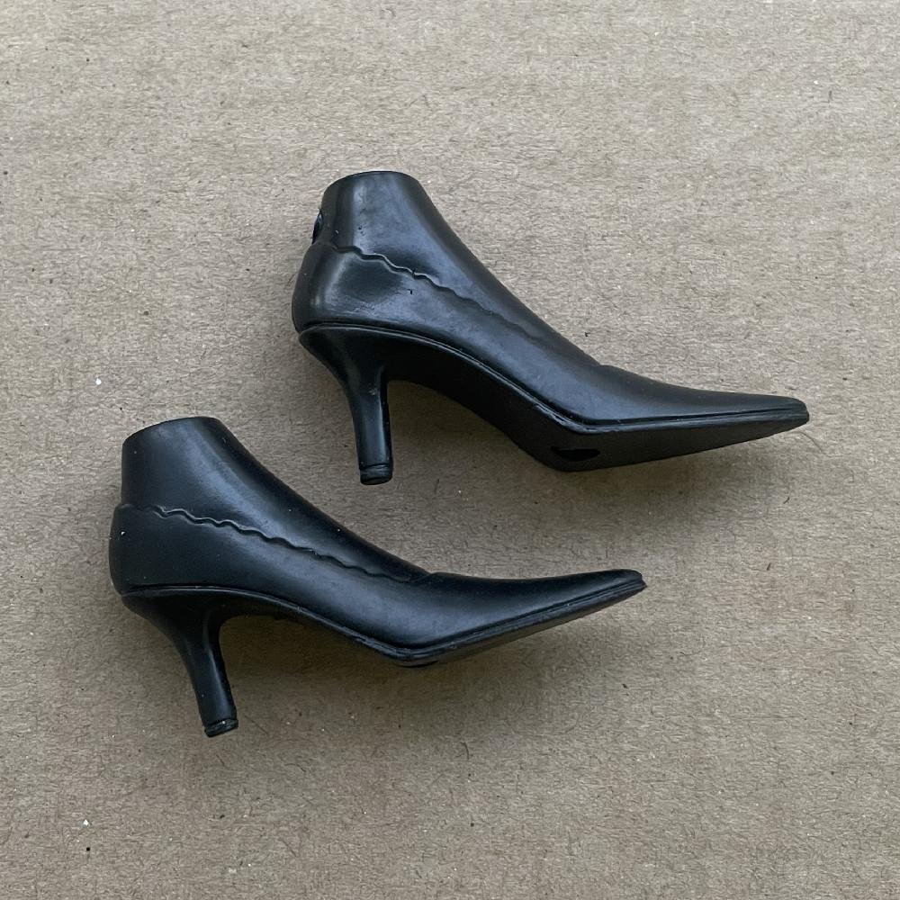 Original Gelenkige Bewegliche Körper Schuhe High Heels Bunte Schuhe Jungen Mädchen Sexy Großer Monat Puppenköpfe DIY Zubehör