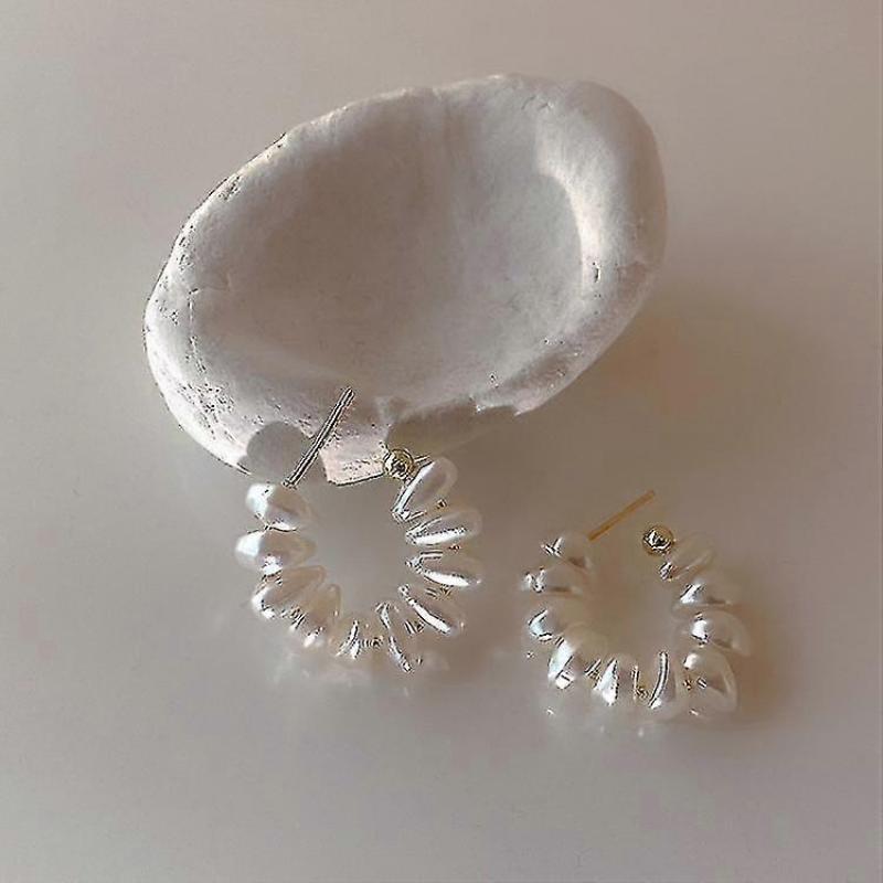 Unique Design Irregular Freshwater Pearl Hoop Earrings For Women Baroque Pearls Beads Circle Statement Earring