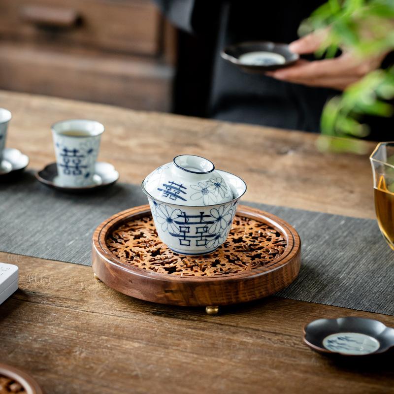 Gaiwan Tea Stand Solid Wood Pot Holder Tray for Dry Brewing Black Walnut Zen Tea Ceremony Board Rustic Heat Insulation Teaware