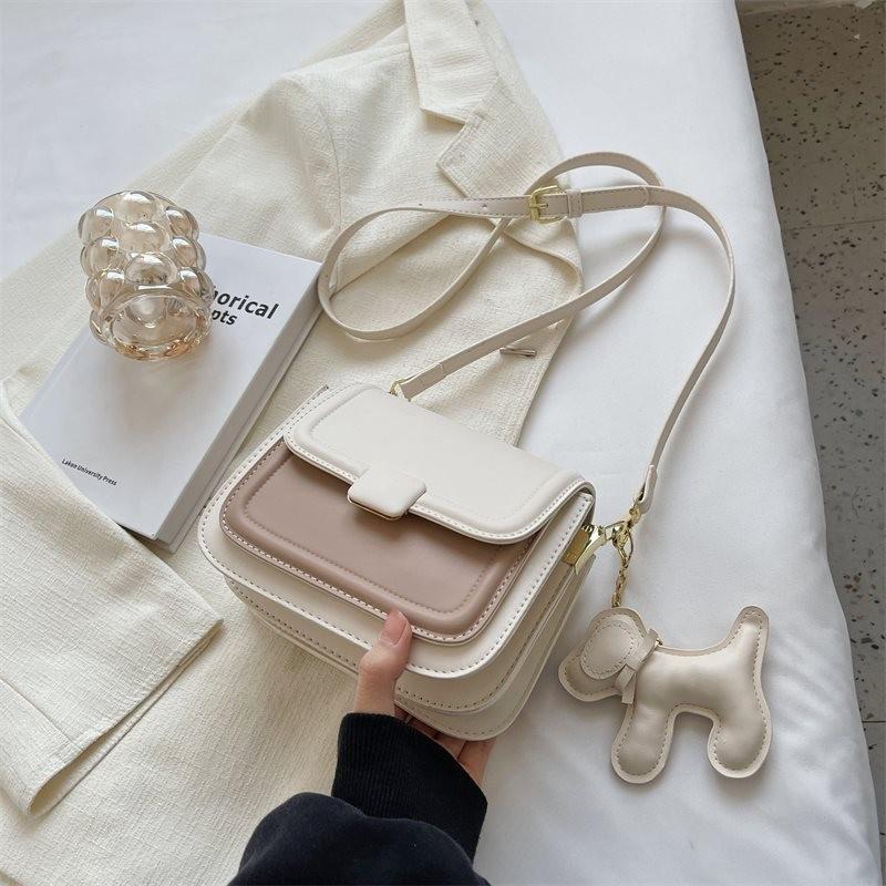 Chic Versatile Women's Shoulder Bag Small Crossbody Purse Elegant Design In Various Colors