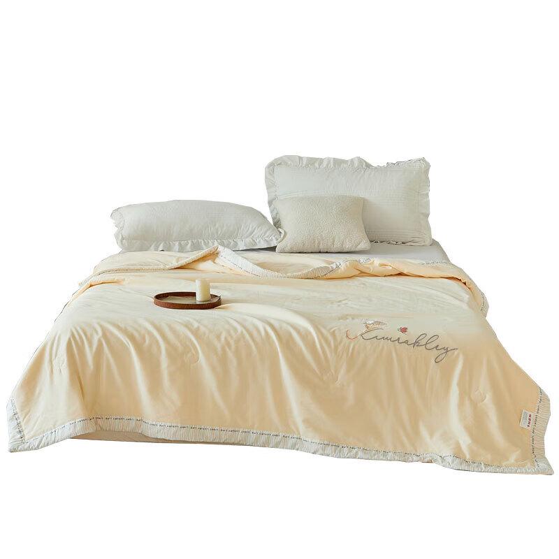 

Hengyuanxiang Pearl Yarn Embroidered Summer Quilt