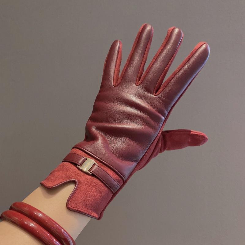 Women's Protein PU Leather Suede Touch Screen Compatible Fashion Commuting Thick Velvet Insulated Belt Buckle Riding Gloves