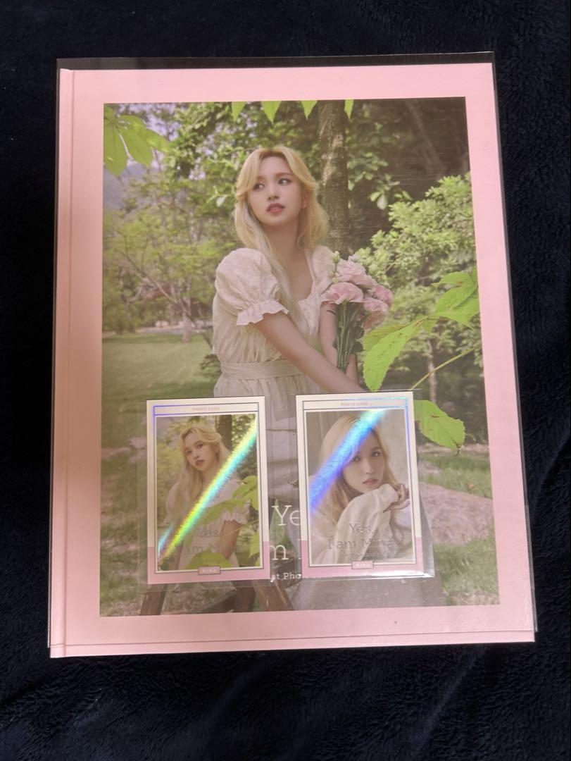 

[USED] TWICE Yes, I am Mina. Mina Photobook