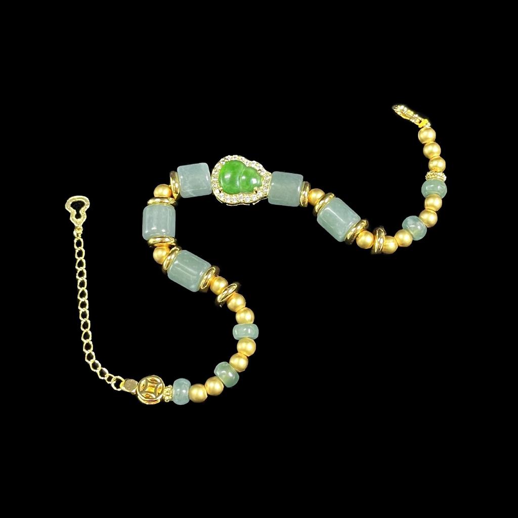 Exquisite Green Gourd Jade Bracelet - Chinese Style, Light Luxury, Gold-Plated Beads, Long-Lasting Color