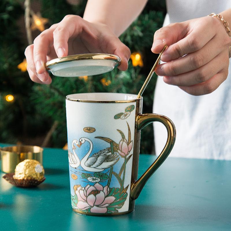 European Style Floral And Butterfly Design Tea Cup With Lid Spoon For Women And Men Creative Couple Ceramic Mug
