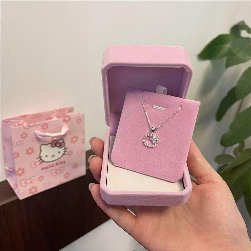 Hollow KT Cat Necklace - Elegant & Versatile Gift for Girlfriend or Best Friend