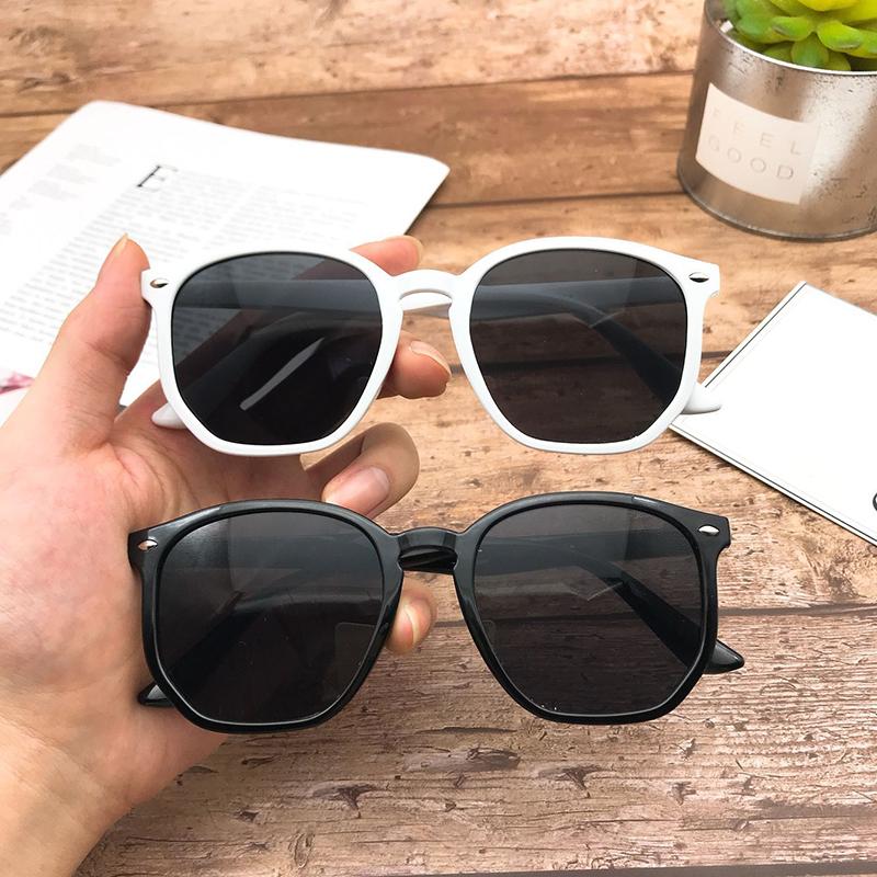 Fashion Square Wild Personality Women's Glasses Polygonal Trend Shade Glasses Unisex Rice Nail Retro Frame Sunglasses