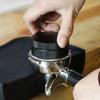 58mm Schwarzer Flacher Boden Edelstahl Kaffee Tamper Zubehör für Zuhause Kaffeeladen