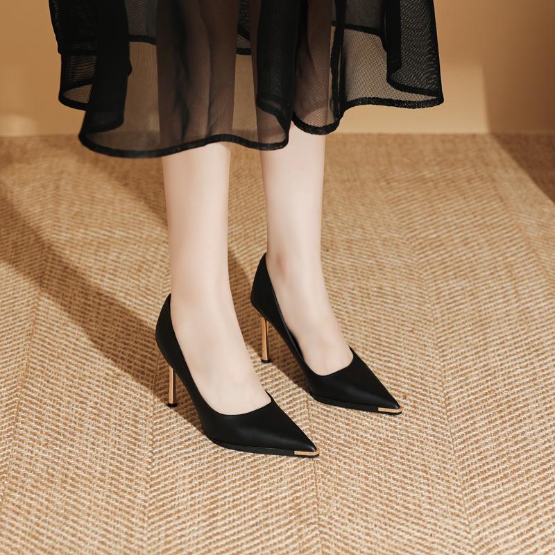 Black Commuter High Heels Women's Stilettos 2025 Spring New Temperament Versatile Professional Pointed Work Single Shoes Are Not Tired