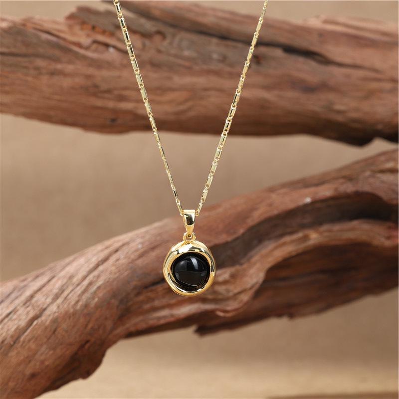 Arvaleff High-End Retro Black Agate Irregular Pendant Necklace for Women - European & American Copper INS Style