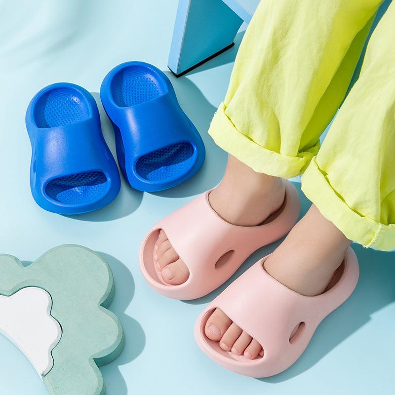 Anti-slip Shoes for Girls, Soft-bottomed Home Slippers, Single-strap Sandals