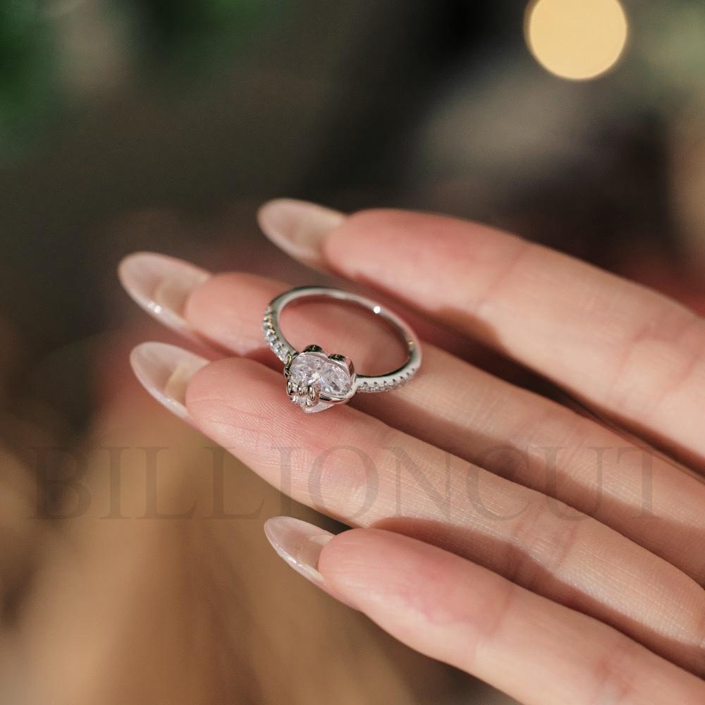 NEW 925 Silver Romantic Heart Bow Ring Delicate Shining Inlaid Design, Sweet Luxury Engagement Ring for Women Jewelry