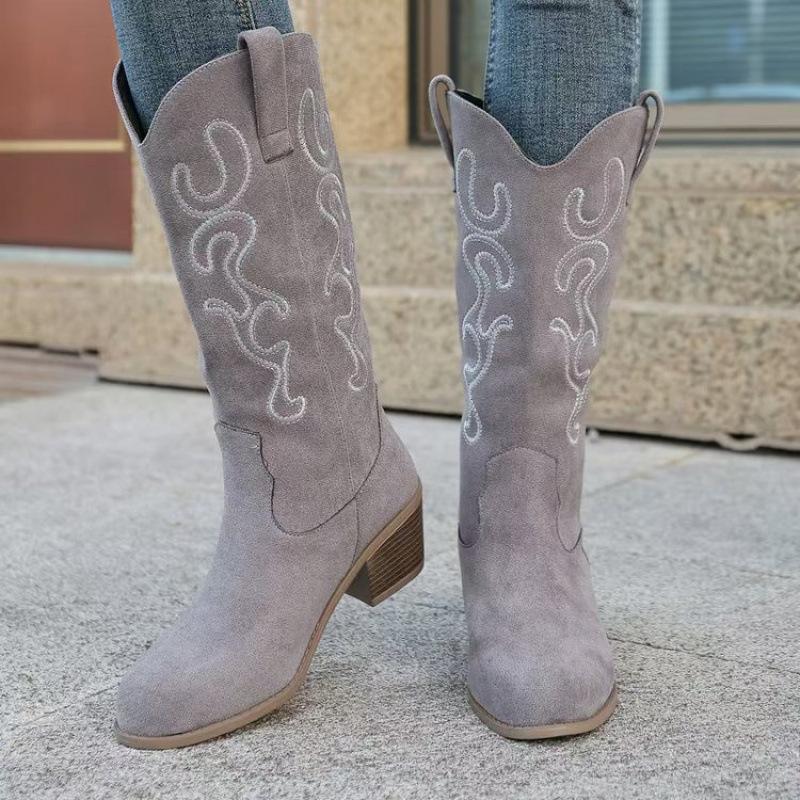Winter neue gestickte britische Stil Ärmel mittlerer Absatz Ritterstiefel große Größe spitz Western Cowboy Stiefel