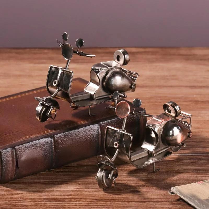 Handgefertigte Eisen Motorrad Modell Ornamente Retro Motor Figur Eisendekoration Motorrad Requisite Vintage Heimdekor Shooting Requisiten