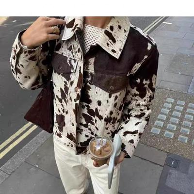 Hemdjacke mit aufgesetztem Kragen und Aufdruck: Lässige, vielseitige Damenmode