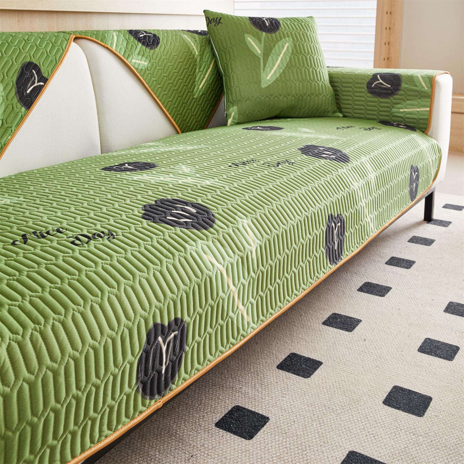 

Летний ледяной шелк охлаждающий стеганый чехол для дивана противоскользящий чехол для дивана чехол для сиденья для гостиной 1/2/3/4 дивана защита 70*70cm зелёный