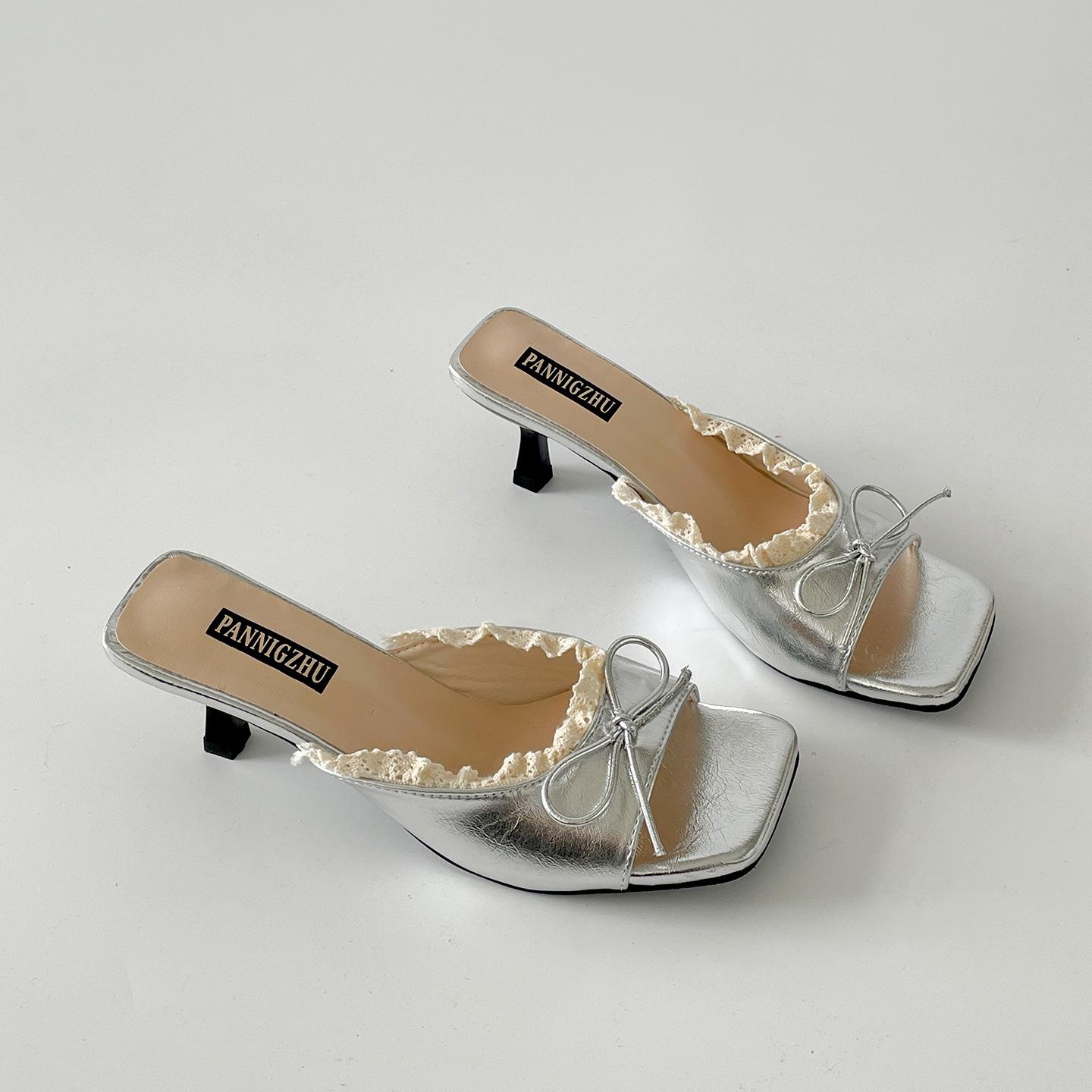 

Popular silver square head one-word stiletto slippers women s summer wear 2025 new versatile skirt cool slippers 40 серебряный