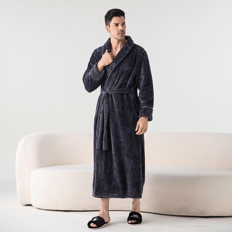 Extra Langer Übergröße Samt Partner Bademantel: Dicke, kuschelige Herbst-/Winter-Pyjamas für Damen.