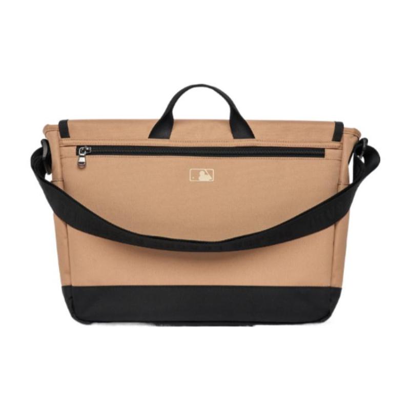 MLB Polyester Messenger Bag, Shoulder Bag, Crossbody Bag Regular Unisex Khaki Casual 7ACRBV23N-43BGD