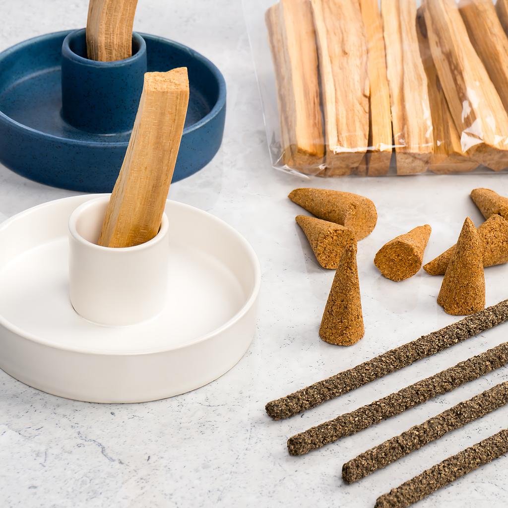 Gift Set - Ceramic Stand Natural Palo Santo Incense from Peru