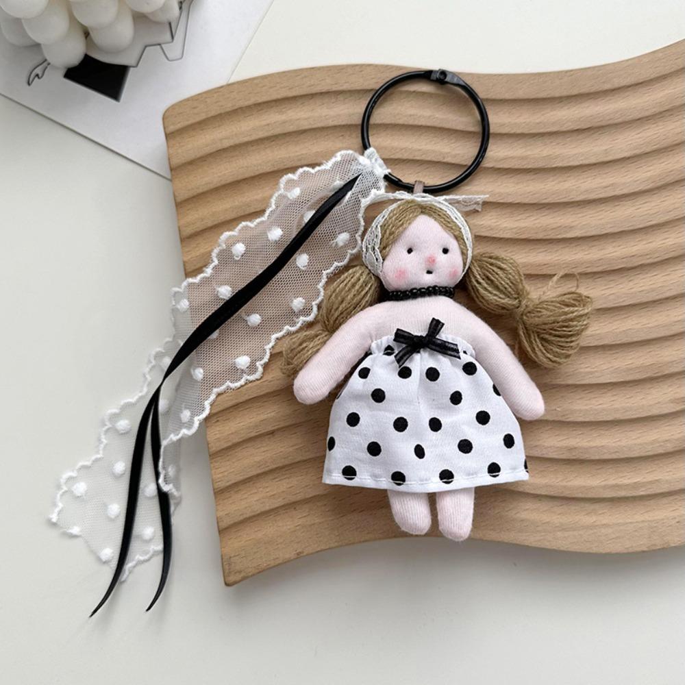 Cute Princess Girl Shaped Girl Keyrings Car Pendant with Lace Florals Dress Girl Shaped Bag Ornament Girl Shaped Keyring Key