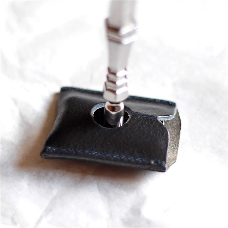 

1PC Travel Protable PU Leather Double Edge Safety Razor Head Sleeve Protective Case Without Razor Razor Case чёрный