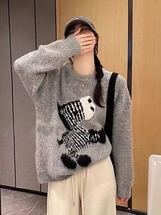 2025 Winter Korean Style Chic Slimming Sweater: Age-Defying, High-End Fashion for Women