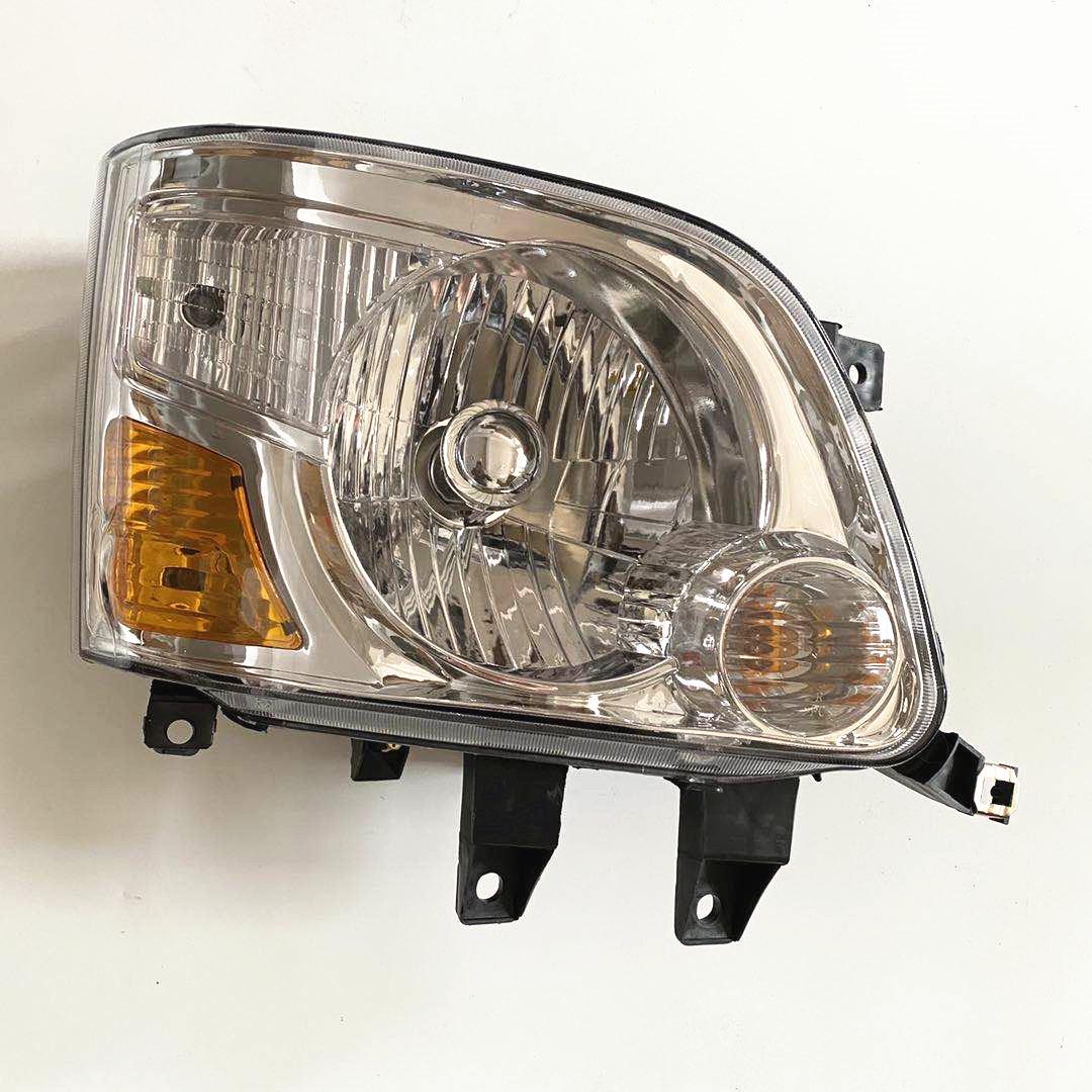 

Foton Aumark 1 & 3 Series Headlight Assembly Replacement Parts 12V/24V (note when ordering)