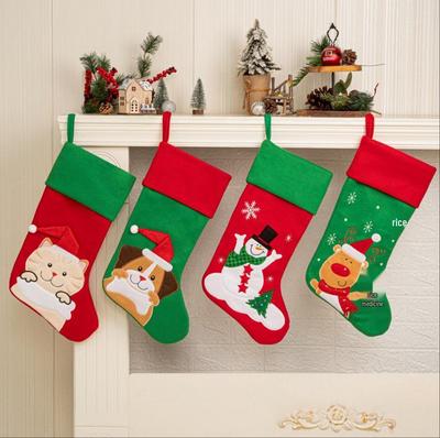 Red & Green Pet Christmas Stockings - Festive Tree Hanging Decoration for Cats & Dogs