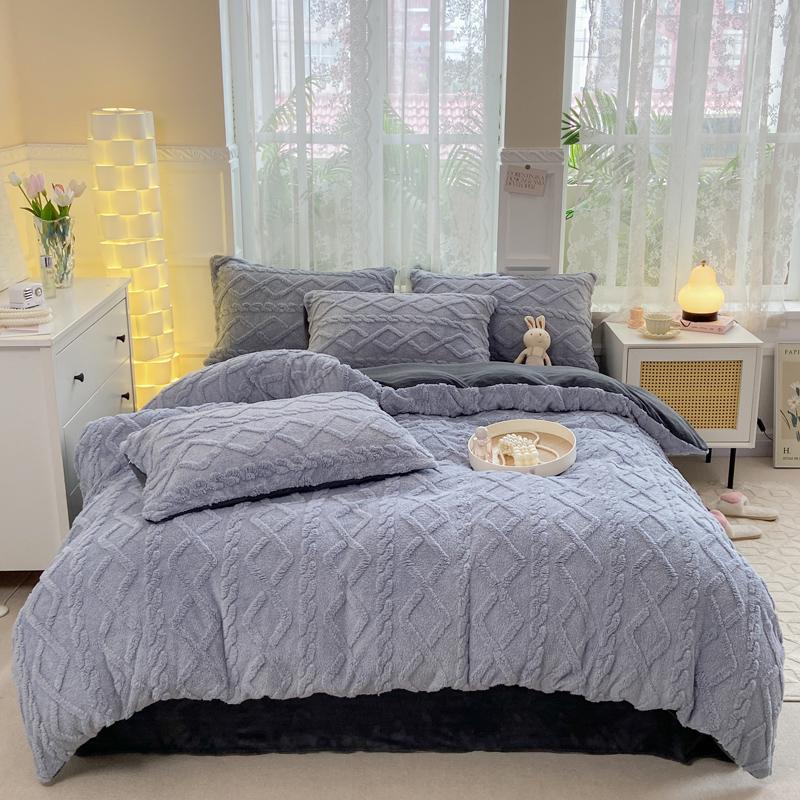 1pc Thicken Flannel Duvet Cover Cartoon Bear Quilt Cover for Kids Winter Warm housse de couette220x240cm (without pillowcase)