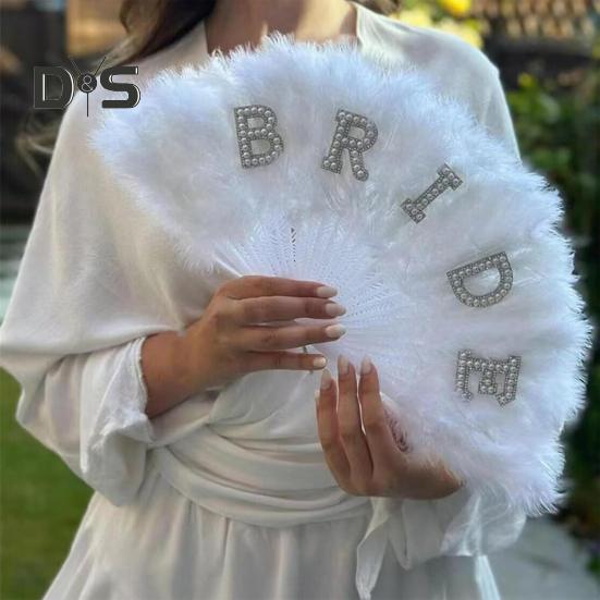 Vintage Feather Folding Fan Wedding Party Bride Hand Held Fan Portable Summer Fan Decoration Dance Performance Props Party Accessories