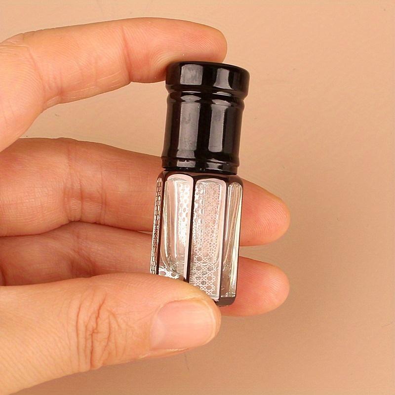 12ml luxusní zlatá válečková lahvička na esenciální olej Plnitelná lahvička na parfémy Skleněná lahvička na esenciální olej s navíjecí kuličkou Nádobka na kosmetiku