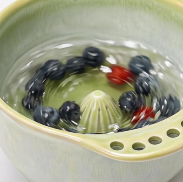 Ceramic Berry Bowl - Self Spinning Vortex Fruit Washer with Quick Drain Smooth Glaze Produce Rinser for Strawberries Blueberries Grapes Kitchen
