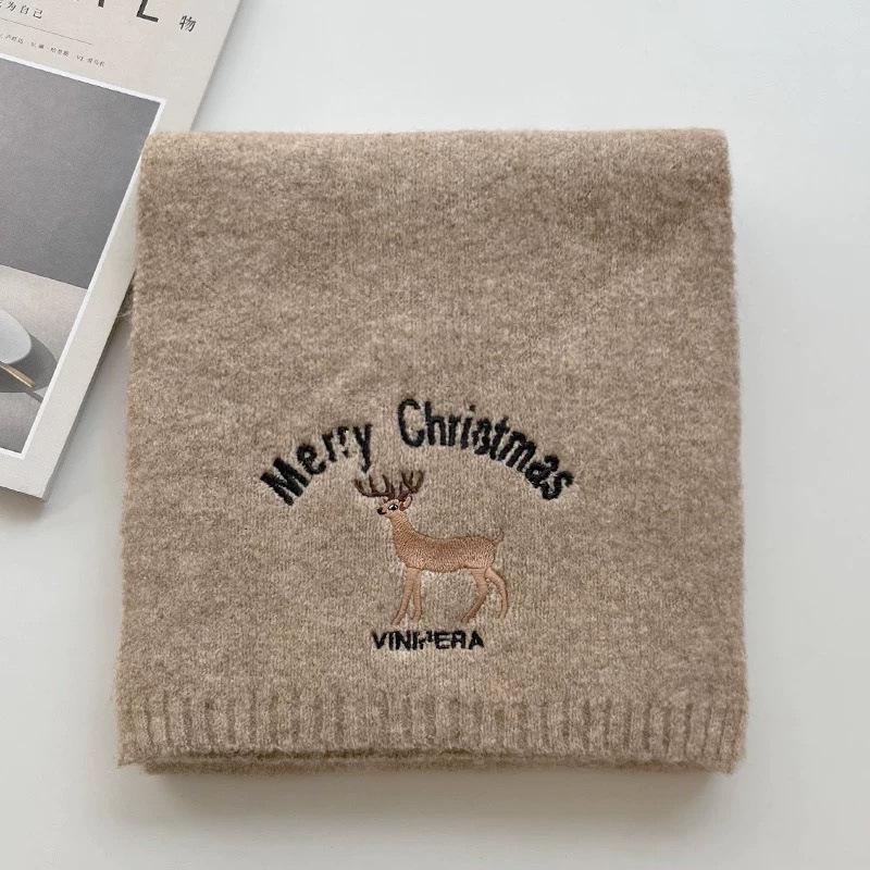 Écharpe Tricotée Mélange Laine Rouge Renne pour Femme - Style Chaleureux de Noël