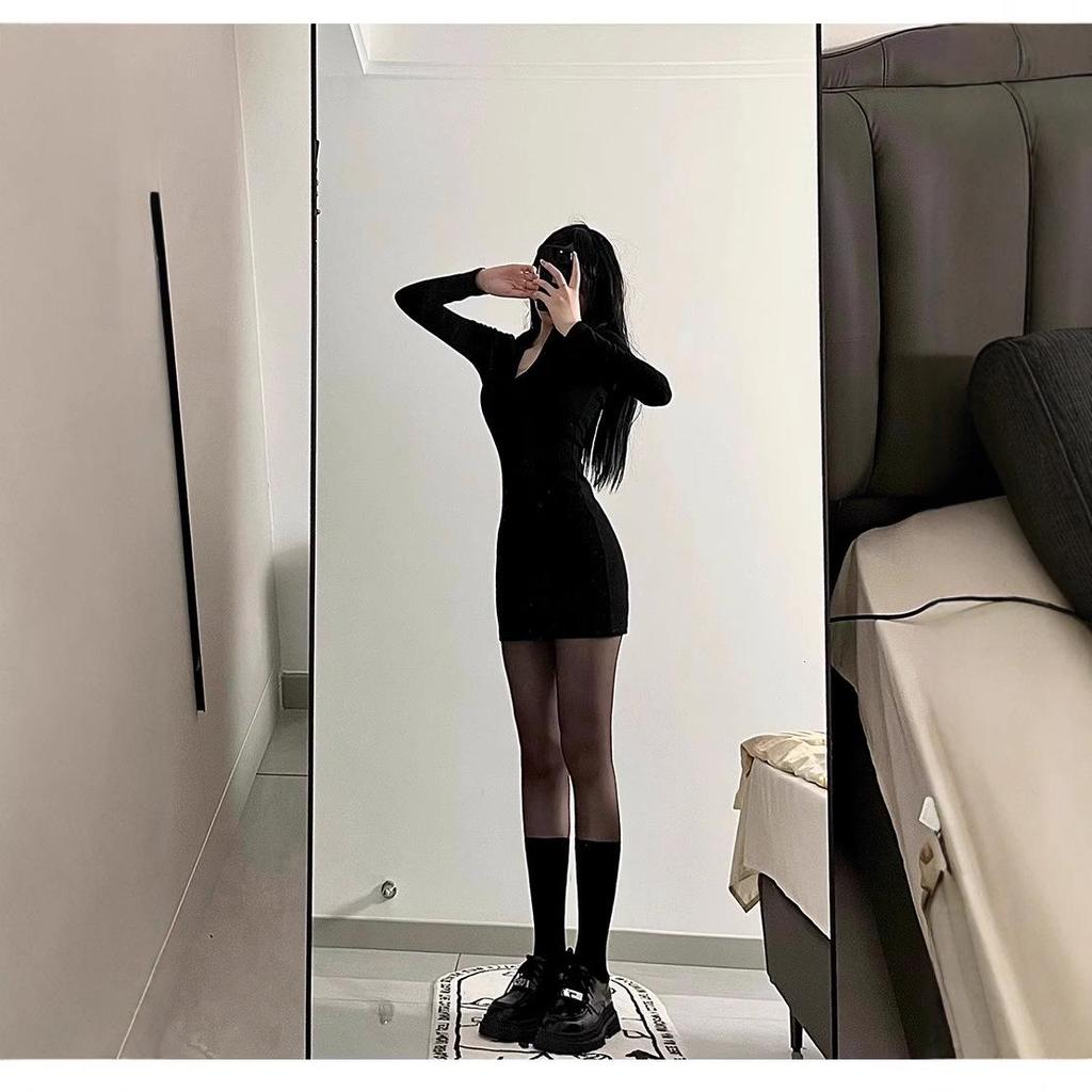 Set Rochie Subțire Căptușită cu Lână Neagră pentru Femei - Sexy, Cu Șolduri Îmbrăcate, Fustă Scurtă pentru Toamnă/Iarnă