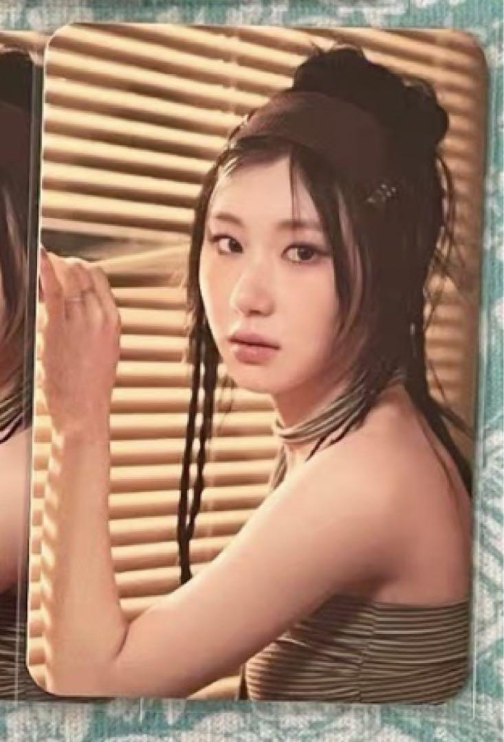 

[USED] itzy GWBG musickorea pre-order bonus trading card Chaeryeong