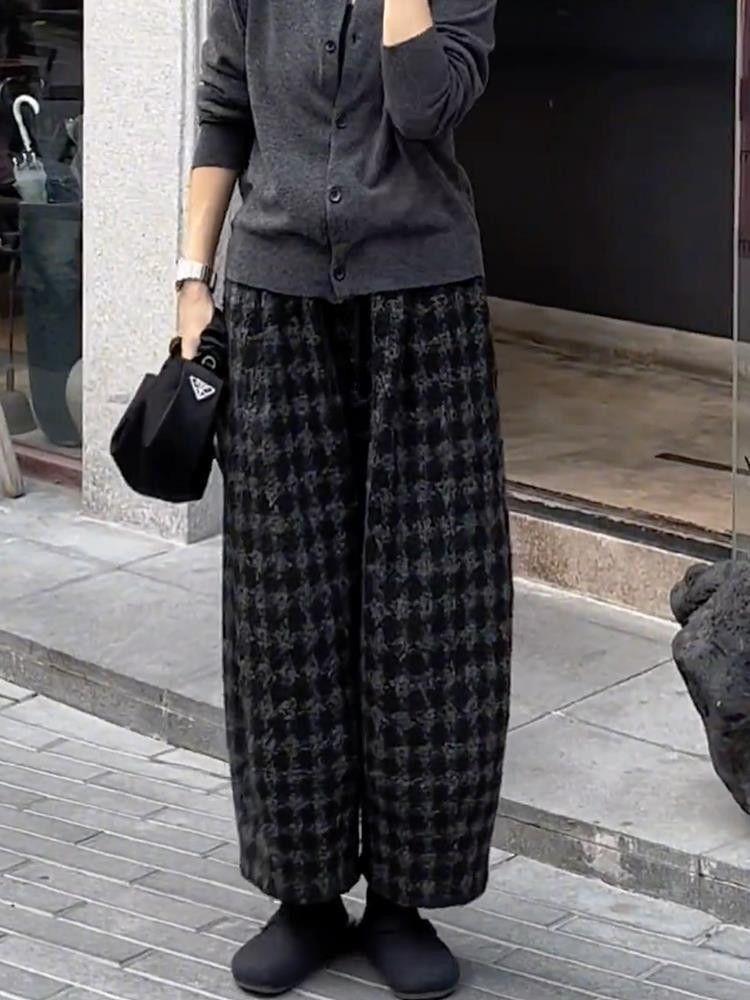 Korean Style Plaid Wide-Leg Wool Pants - Casual, Versatile, and Trendy for Autumn/Winter.