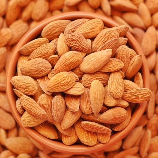 LILA DRY FRUITS California Almonds 200 Grams | Raw and Natural Badam for Healthy Snacking | Almond for Cooking, Dieting & Breakfast